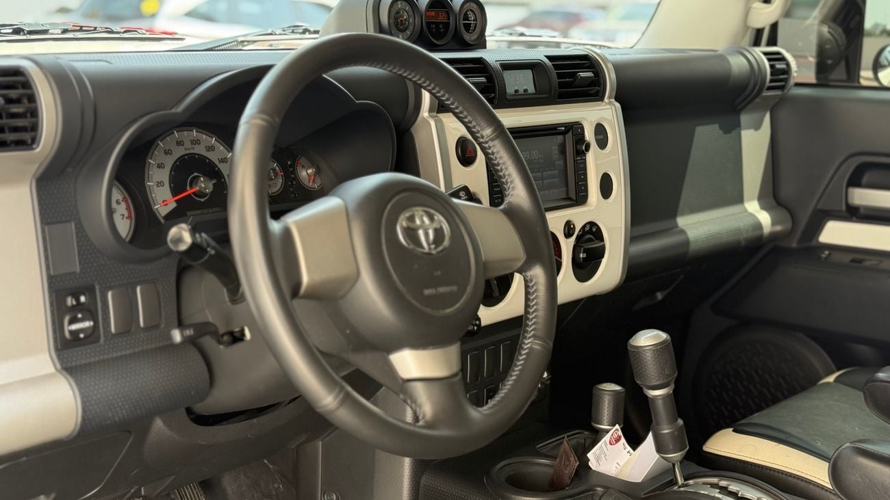 تويوتا إف جي كروزر