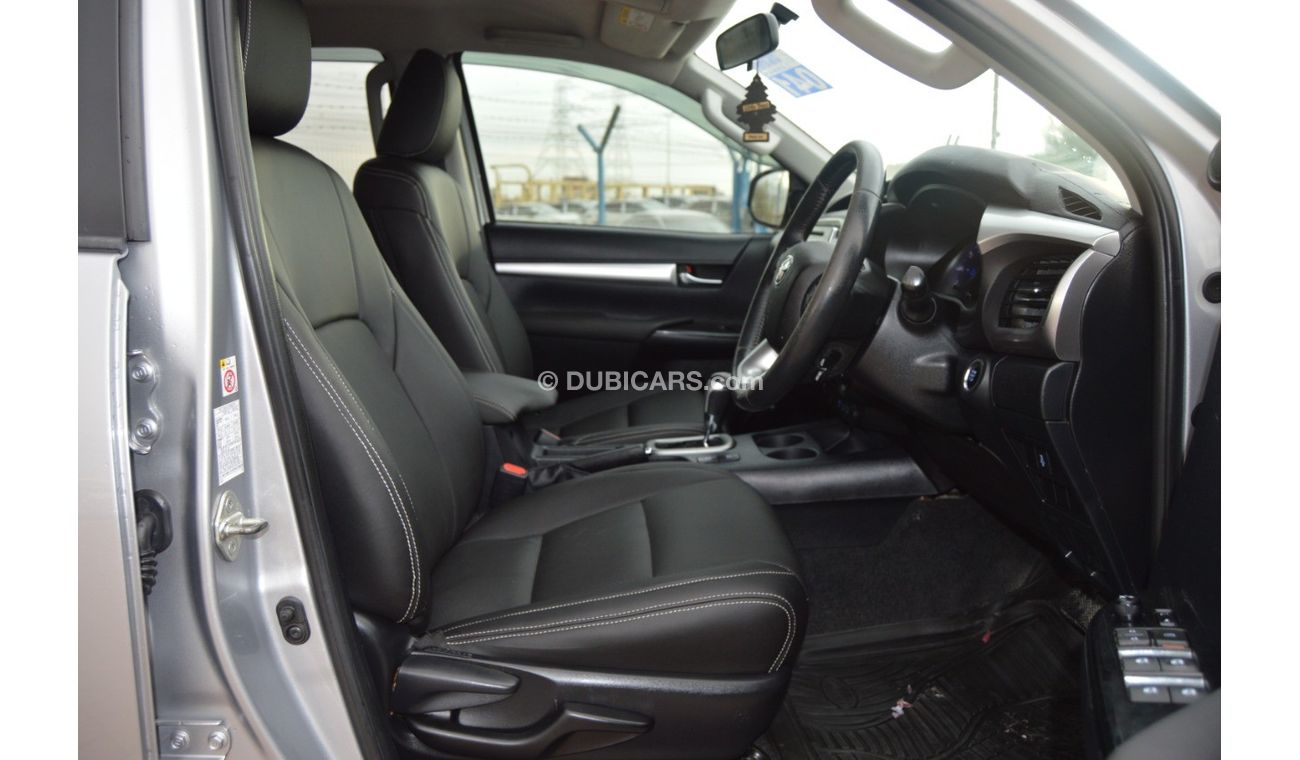 Toyota Hilux SR5 Full option Clean Car Top car