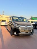 Toyota Granvia PREMIUM Luxury