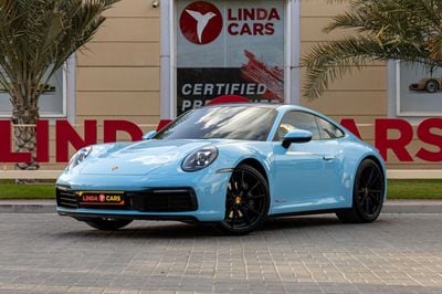 Porsche 911 Carrera 4 3.0L (444 HP) Coupe