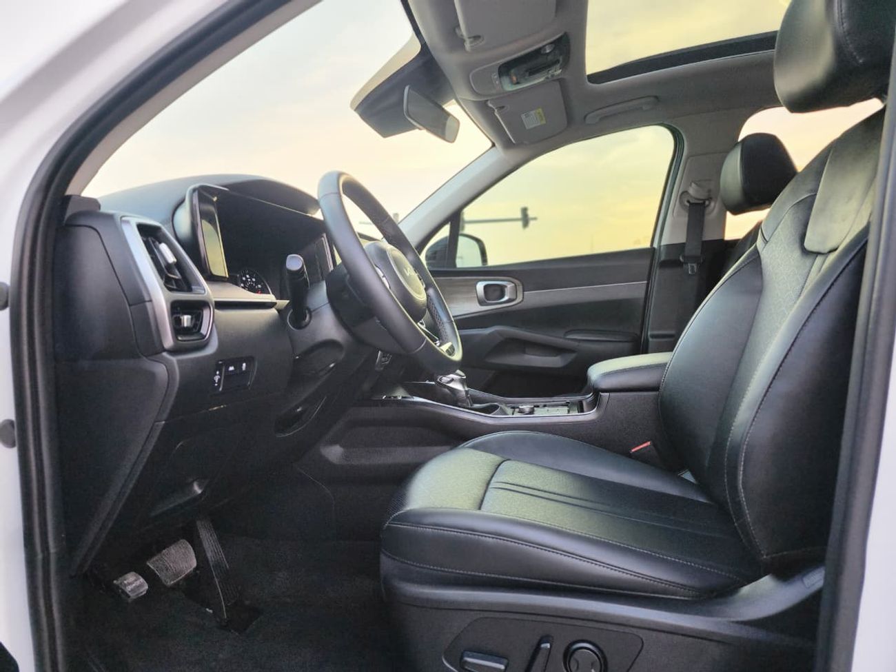 كيا سورينتو Std 2.5L AWD