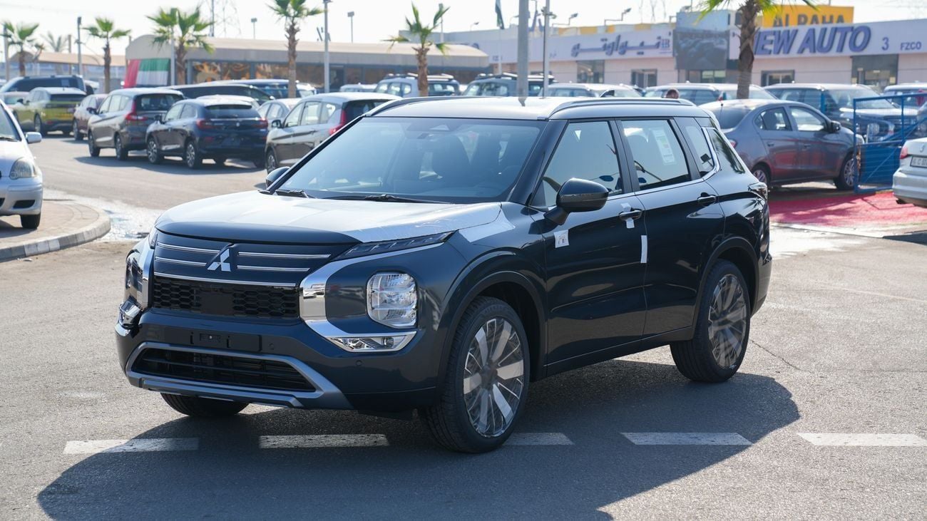 ميتسوبيشي آوتلاندر ميتسوبيشي أوتلاندر 2026 – الفئة المتوسطة (G05) 2.5 لتر | SUV بسبعة مقاعد | مواصفات الخليج | للتصدير 