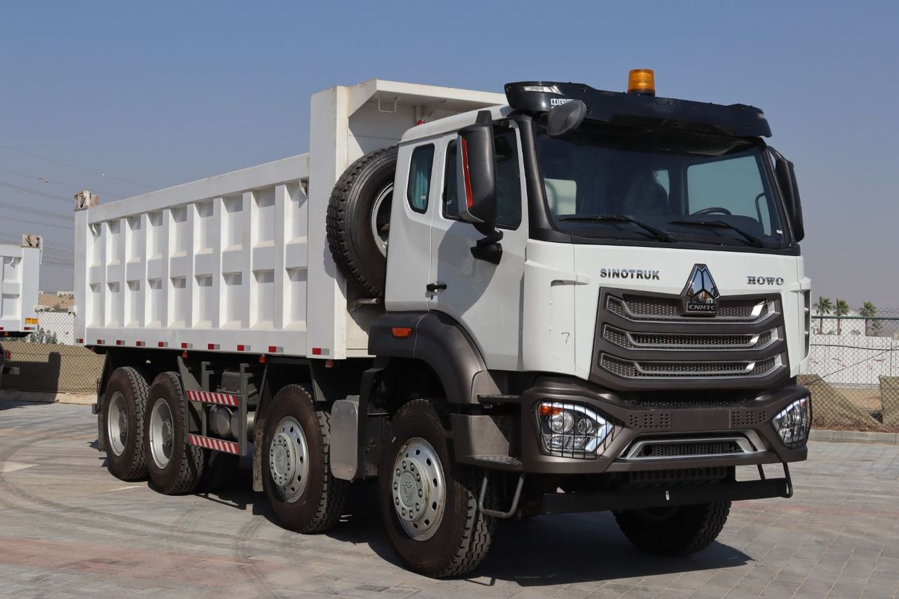 سنوترك هوو HOWO N7G 8*4 DUMPER MC 11.43-30