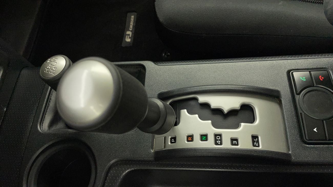 Toyota FJ Cruiser GXR 4.0L A/T 2022 GXR | AED 1863/Month | 0 DP | 30 Day Return | Warranty | Service History