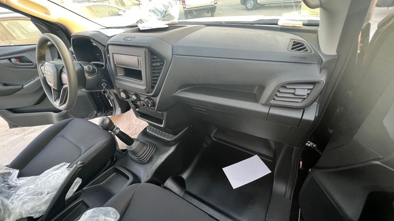 Isuzu D-MAX STD Isuzu D Max DC 1.9L MY 2026
