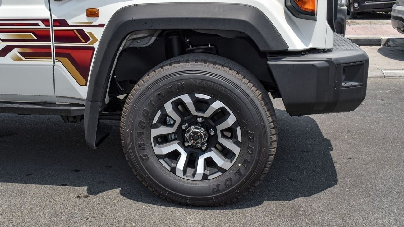 Toyota Land Cruiser Pick Up 4.0l - AT - Fog Lamp - Winch - Alloy Wheel - Snorkel - Leather Seats - Central Lock - Power Window