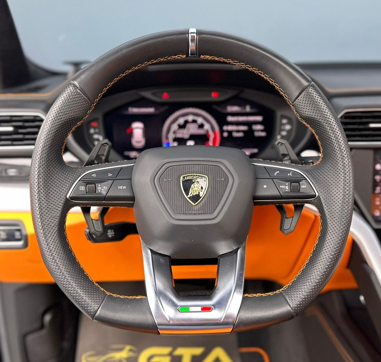 Lamborghini Urus 2019 Lamborghini Urus SE First Edition, 1 Year Warranty Unlimited KM, Full Service History