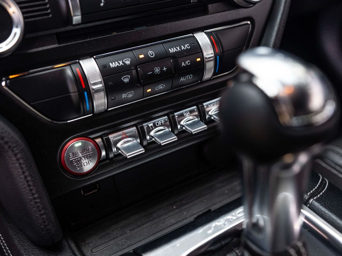 Ford Mustang Mach 1 5.0L V8