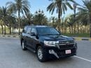 Toyota Land Cruiser 200 Series VX update to Sahara shape