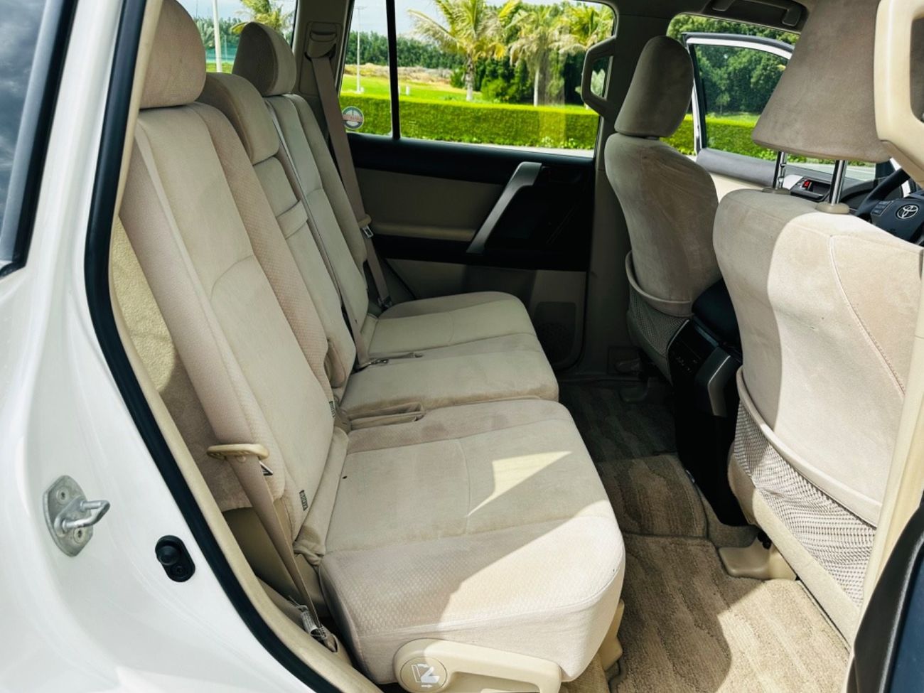 تويوتا برادو Std موديل 2013 خليجي حاله ممتازه من الداخل والخارج قطعه واحده صبغ نظافه