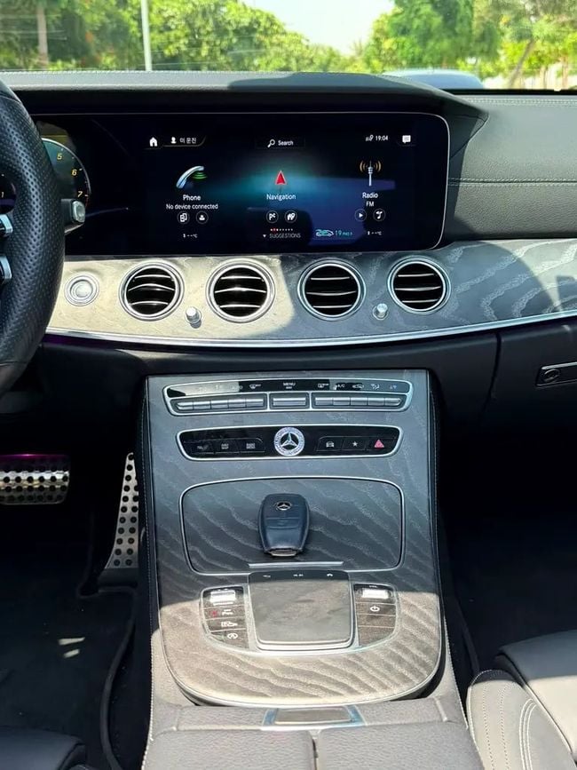 Mercedes-Benz E-Class 4MATIC, миниатюра 24
