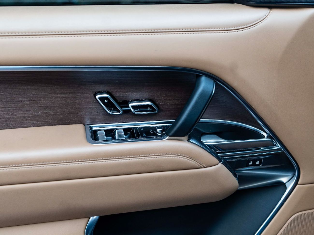 Land Rover Range Rover SE P400 3.0L