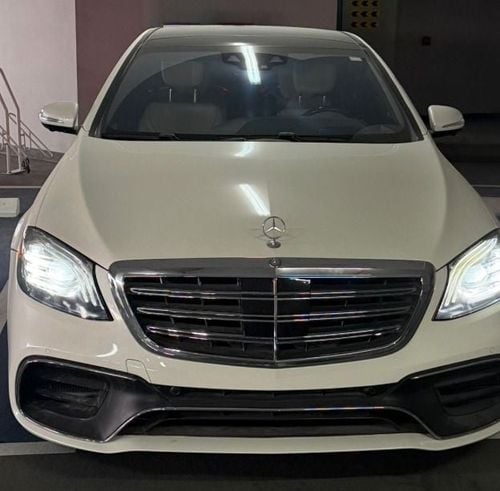 مرسيدس بنز 560