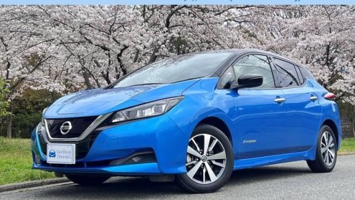 Nissan Leaf ZE1