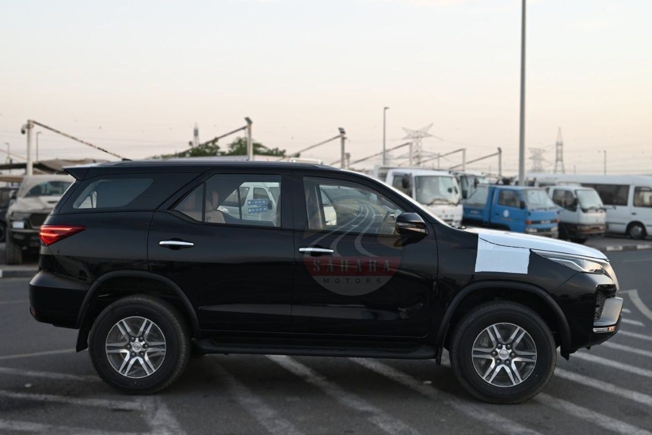تويوتا فورتونر Toyota Fortuner EXR 2.7L Petrol Automatic