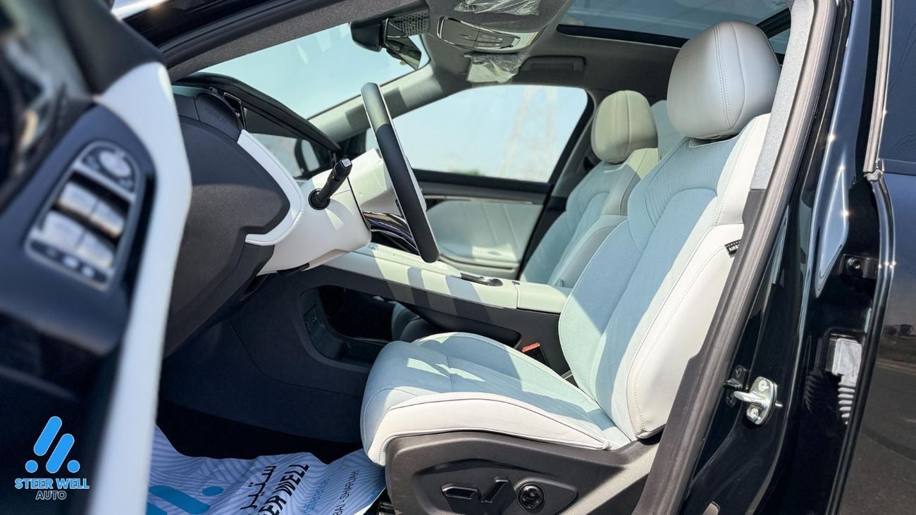 Voyah Free STD (NON GCC) 2024 AWD | Extended-Range 1357 KM | AWD | Long Distance |  E