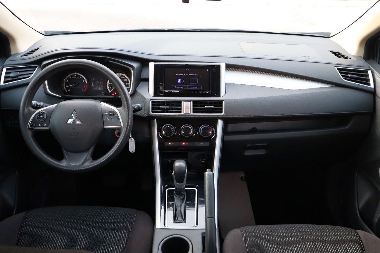 Mitsubishi Xpander Mid 1.5L