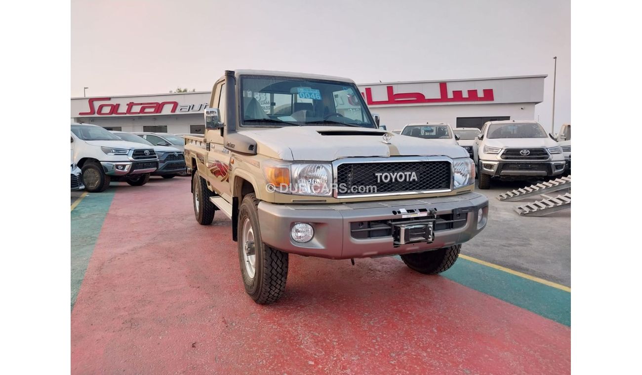 Toyota Land Cruiser Pick Up single Cabin 4.5L Diesel M/T 4X4 Beige color with Winch