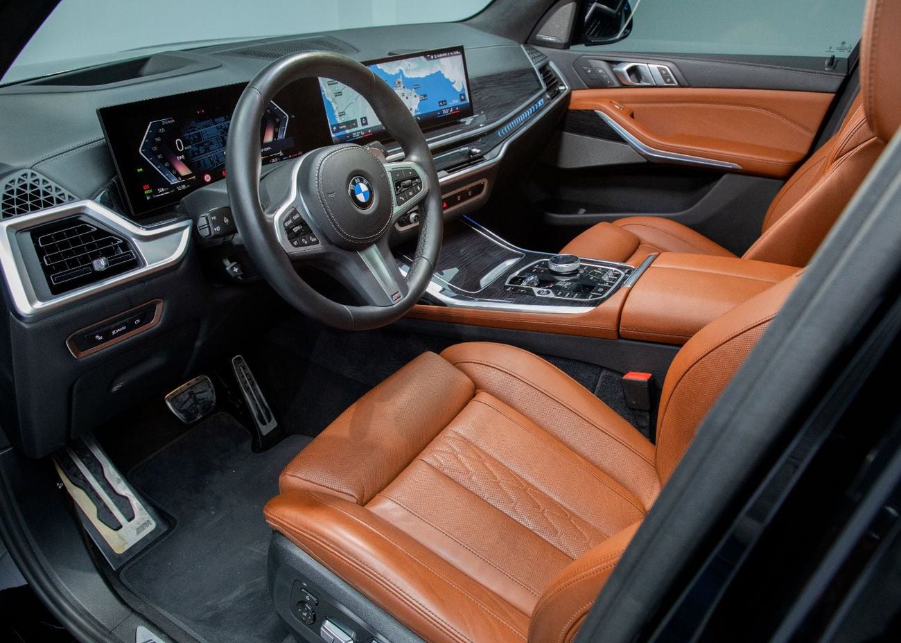 بي أم دبليو X7 xDrive 40i M Sport Pro