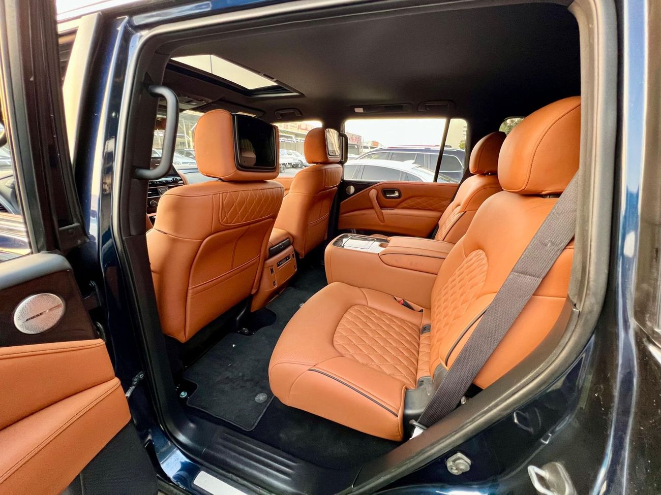 Infiniti QX80 Luxury 5.6L warranty one year bank financie available