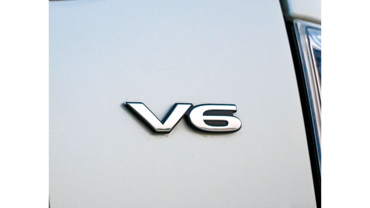 ميتسوبيشي باجيرو GLS اعلى ميتسوبيشي باجيرو 2013 خليجي بحالة ممتازة من الداخل والخارج