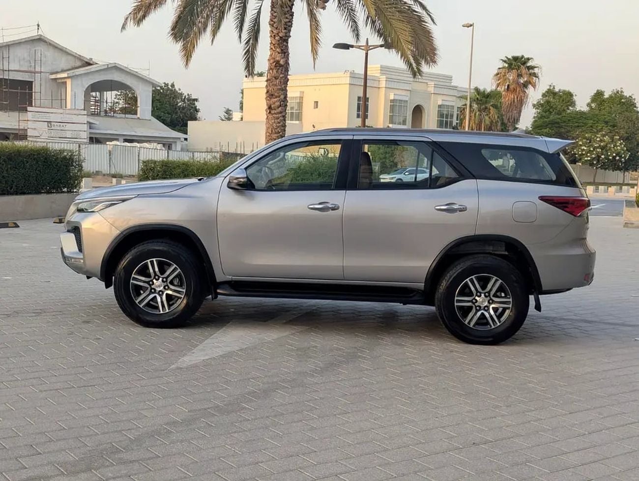 Toyota Fortuner EXR | GCC Specs | 2.7L V4 Petrol | 4x4 | 7-Seater Family SUV