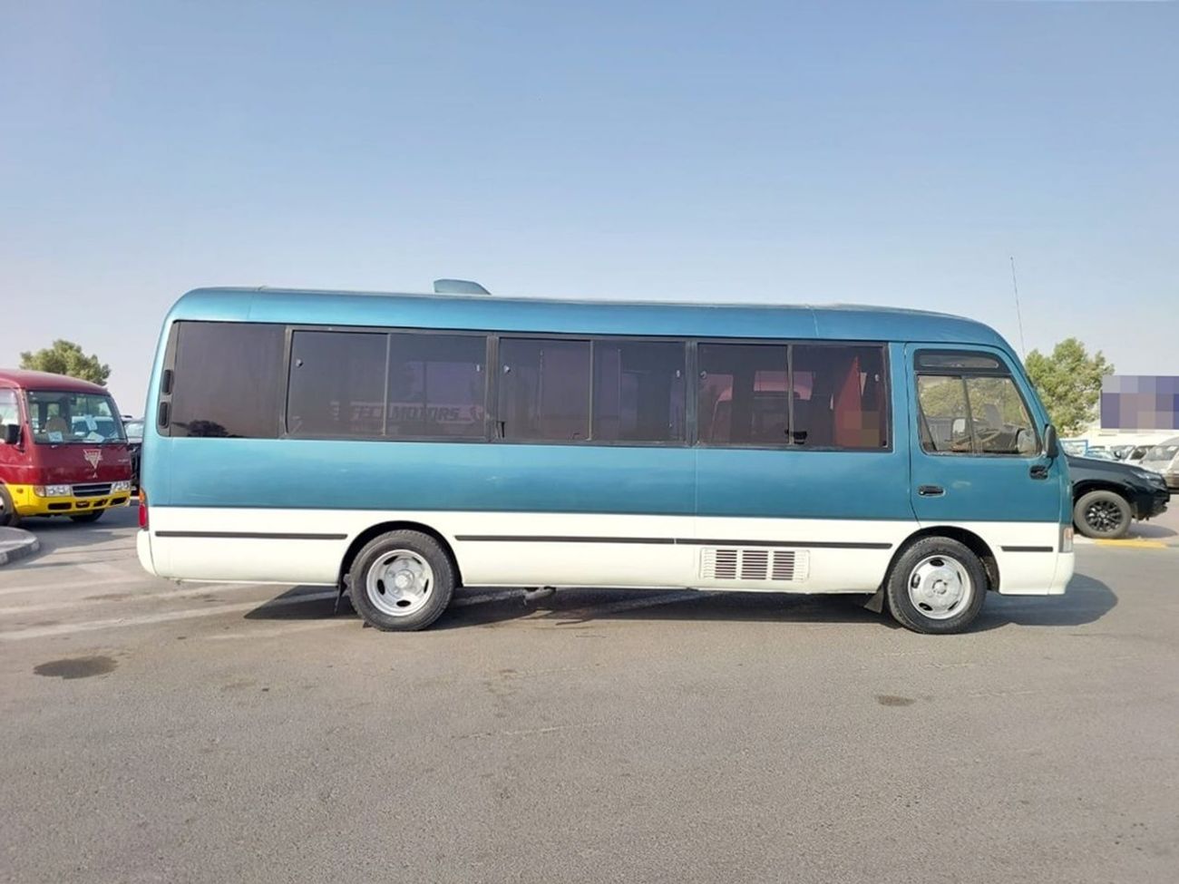 Toyota Coaster TOYOTA COASTER BUS 1997 RHD 4.1 L DIESEL AUTOMATIC (PM04890)