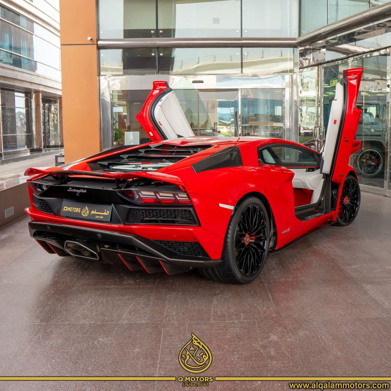 لامبورغيني أفينتادور 2018 LAMBORGHINI AVENTADOR S ( 1 OF 1 ) GCC DONE ONLY 28,000KM