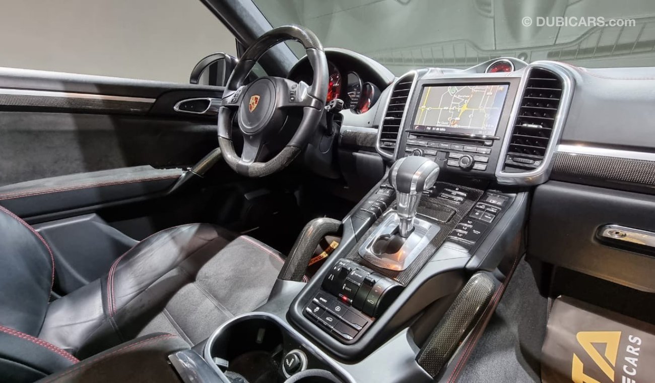 Porsche Cayenne 2013 Porsche Cayenne GTS, Warranty, Service History, GCC