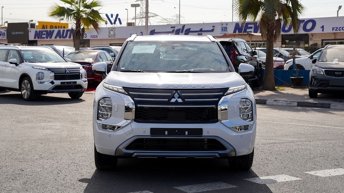 ميتسوبيشي آوتلاندر ميتسوبيشي أوتلاندر 2026 – الفئة البريميوم (G09)  2.5 لتر | SUV بسبعة مقاعد | مواصفات الخليج | للتصدي