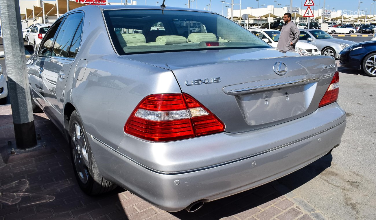 Lexus LS 430