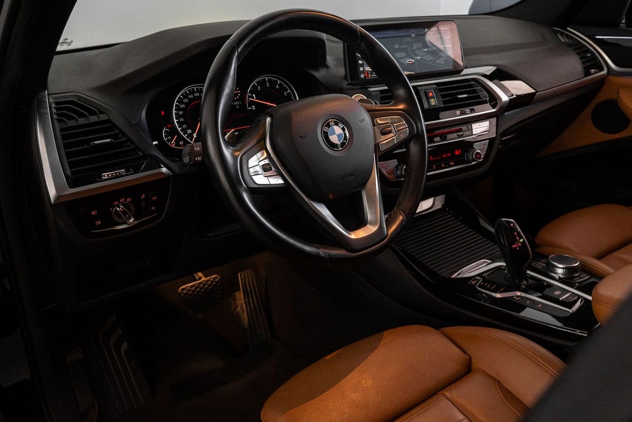 BMW X3 xDrive 30i 2.0L