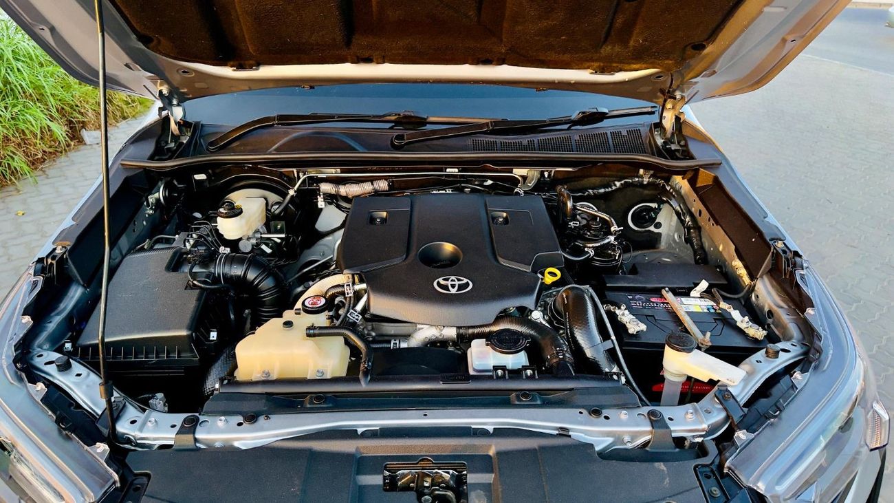 تويوتا هيلوكس -