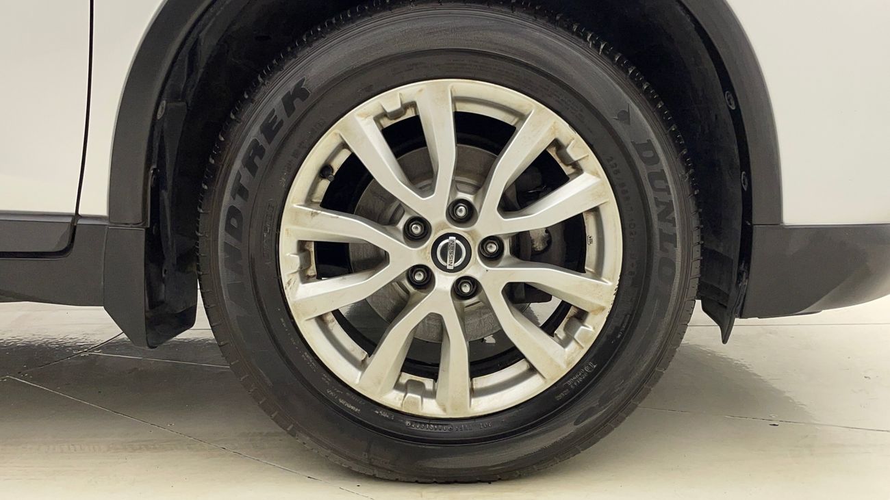 نيسان إكس تريل S 4WD 2.5 | بدون دفعة مقدمة | اختبار القيادة في المنزل