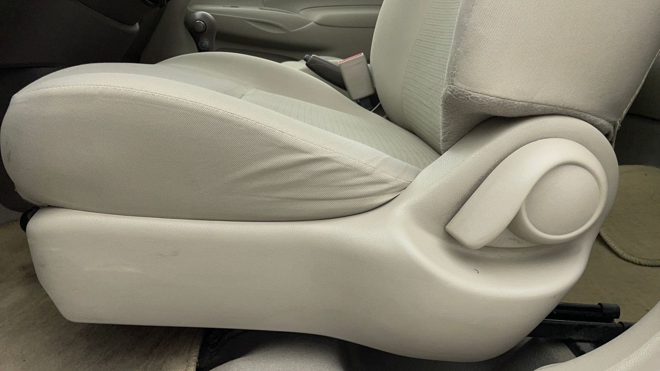 نيسان صني SV 1.5 | بدون دفعة مقدمة | اختبار قيادة مجاني للمنزل