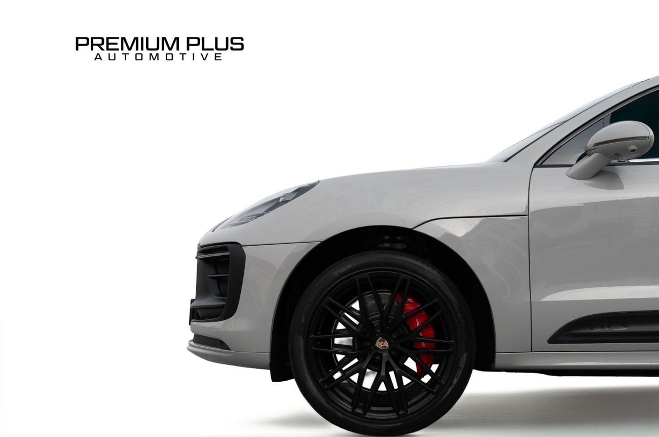 Porsche Macan GTS 2.9L (435 HP) 2023 Porsche Macan, 2027 Porsche Warranty, Sport Chrono Package, Very Low Kms, GCC