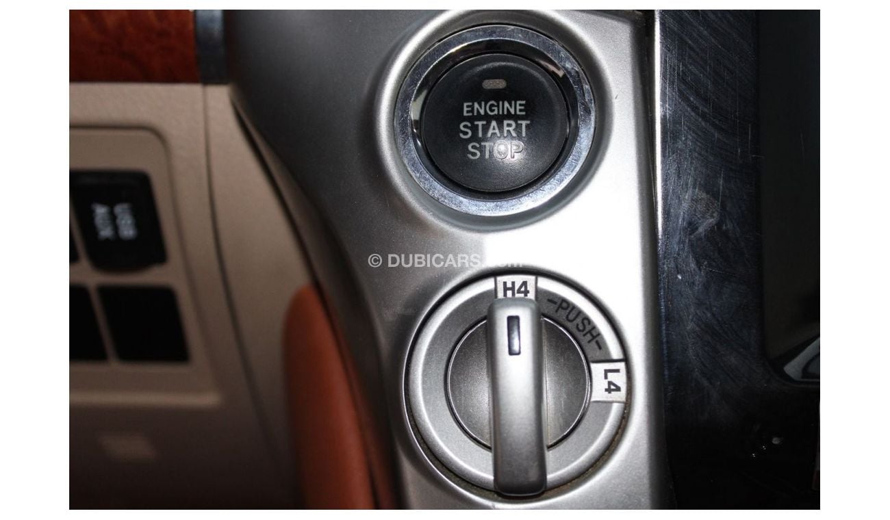 تويوتا لاند كروزر تويوتا لاند كروزر 2015 VXR V8 محول كامل 2020 رقم 1 فل أوبشن خليجي بحالة ممتازة بدون حوادث نظيفه جدا