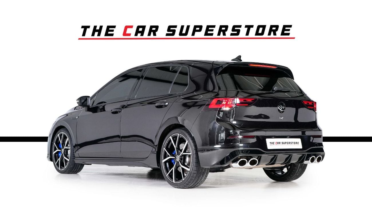 فولكس واجن جولف R 2.0L (329 HP)