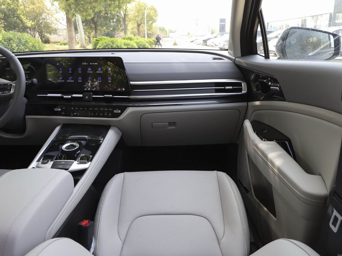 كيا سبورتيج 2025 KIA SPORTAGE 1.5L PREMIUM FULL OPTION WITH RADAR,WIRELESS CHARGER,POWER TRUNK,ELECTRIC SEAT,360