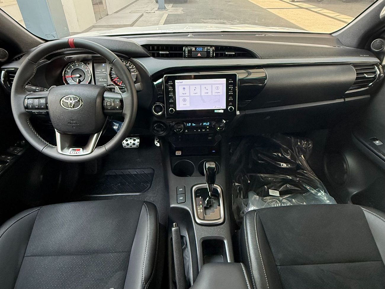 Toyota Hilux GR-SPORT 4.0 V6 **EXPORT ONLY**التصدير فقط خارج الخليج***