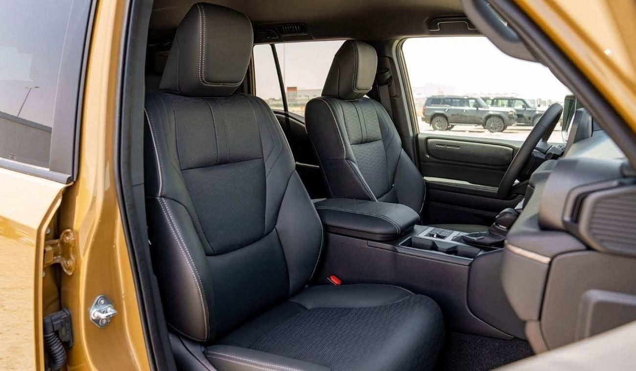 تويوتا برادو PRADO 250 2.4P AT FIRST EDITION MY2025 – SAND & GREY ROOF