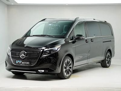 Mercedes Benz V300 AVANTGARDE Dealer WARRANTY | GCC specs | V300 AVANGARDE