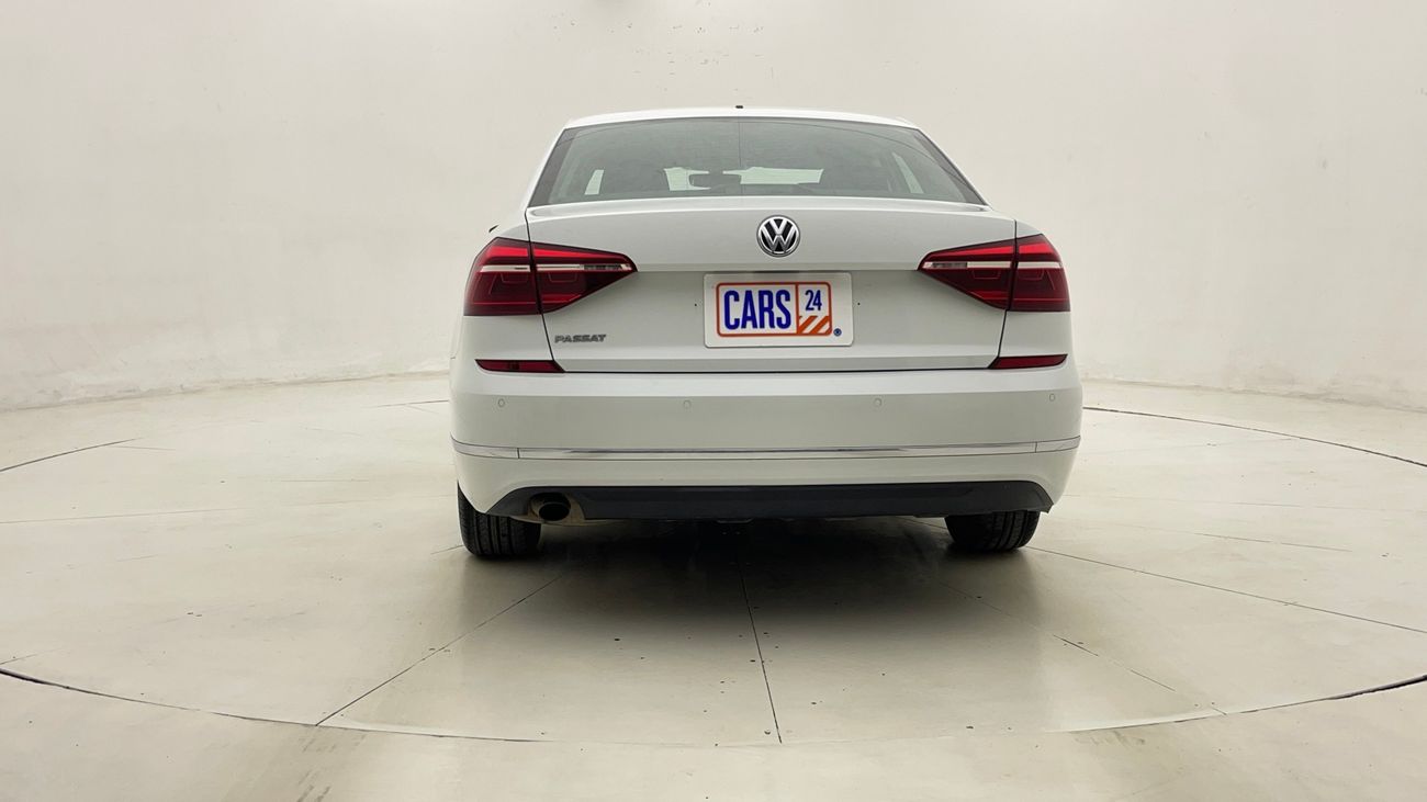 فولكس واجن باسات S 2.5 | بدون دفعة مقدمة | اختبار القيادة في المنزل