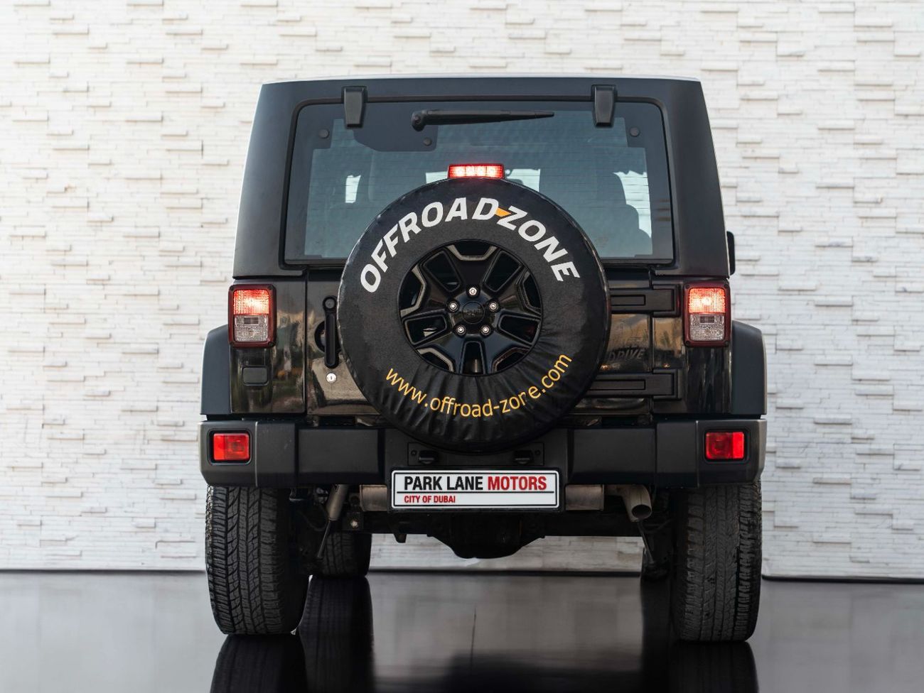 Jeep Wrangler Willys Wheeler 3.6L A/T (2 Door)