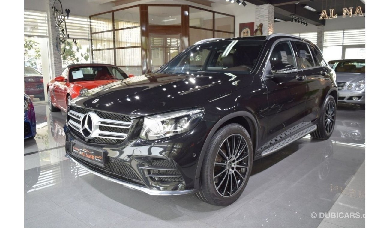 مرسيدس بنز GLC 250 صبغ وكاله Only 18,000kms | GLC 250 | GCC Specs | AMG - Single Owner | Original Paint |