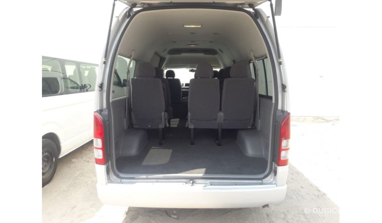 تويوتا هاياس Hiace Commuter RIGHT HAND DRIVE (Stock no PM 695 )