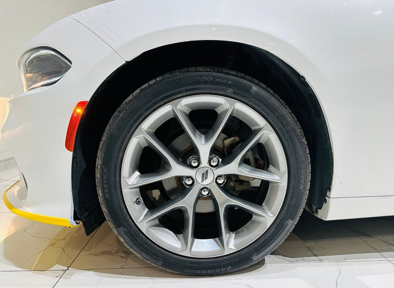 Dodge Charger SXT Plus 3.6L