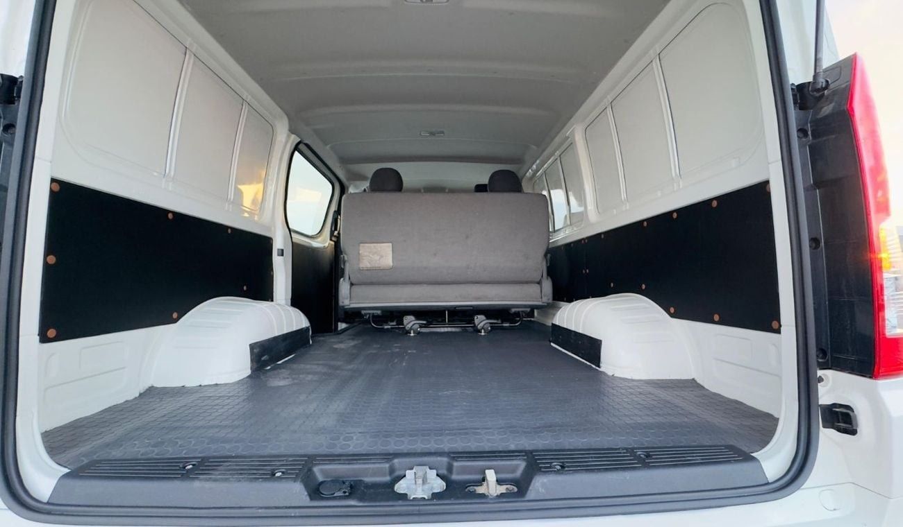 تويوتا هاياس PREMIUM CONDITION | 2.8L DIESEL ENGINE | REAR VIEW CAMERA | RHD