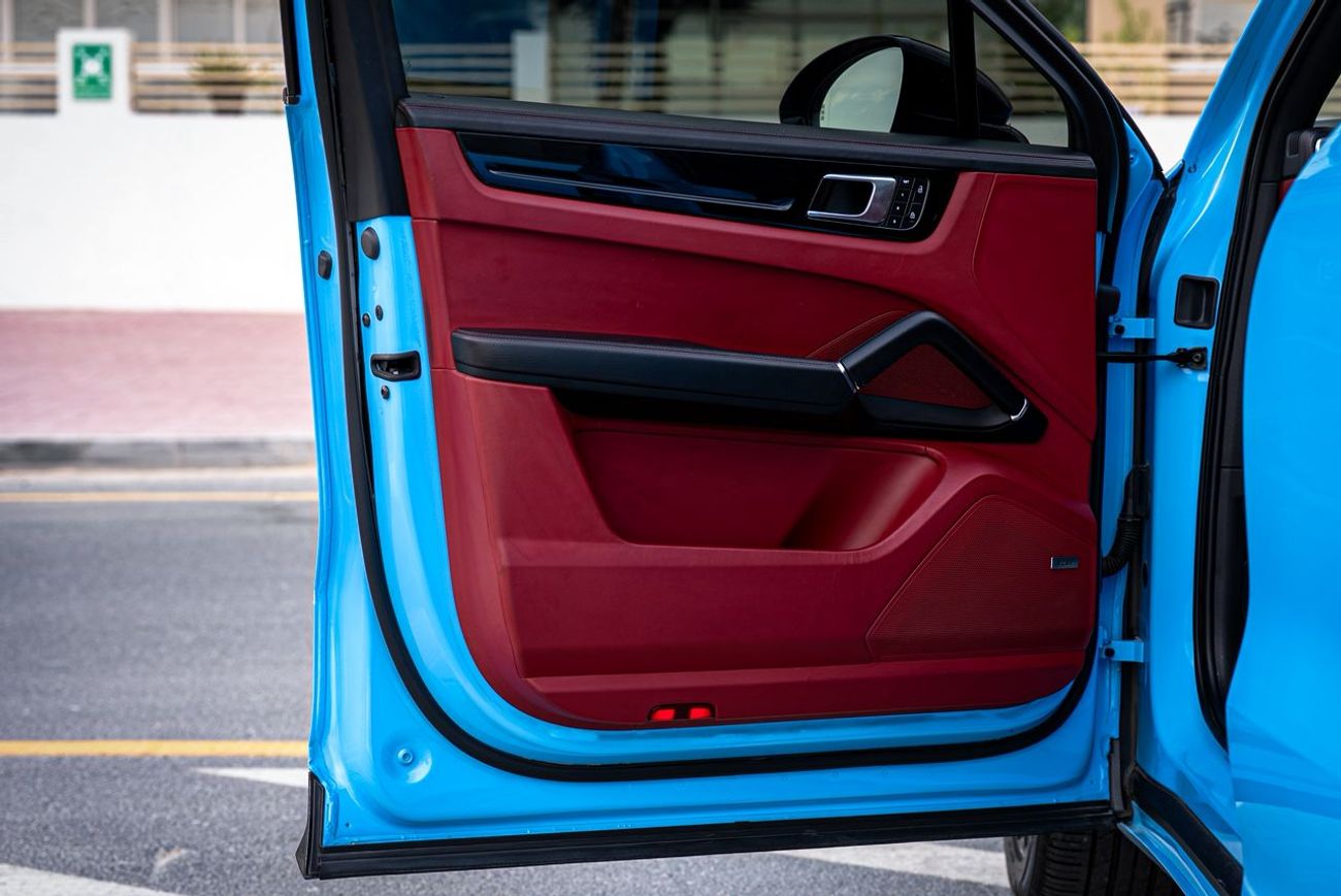 بورش كايان Platinum Edition