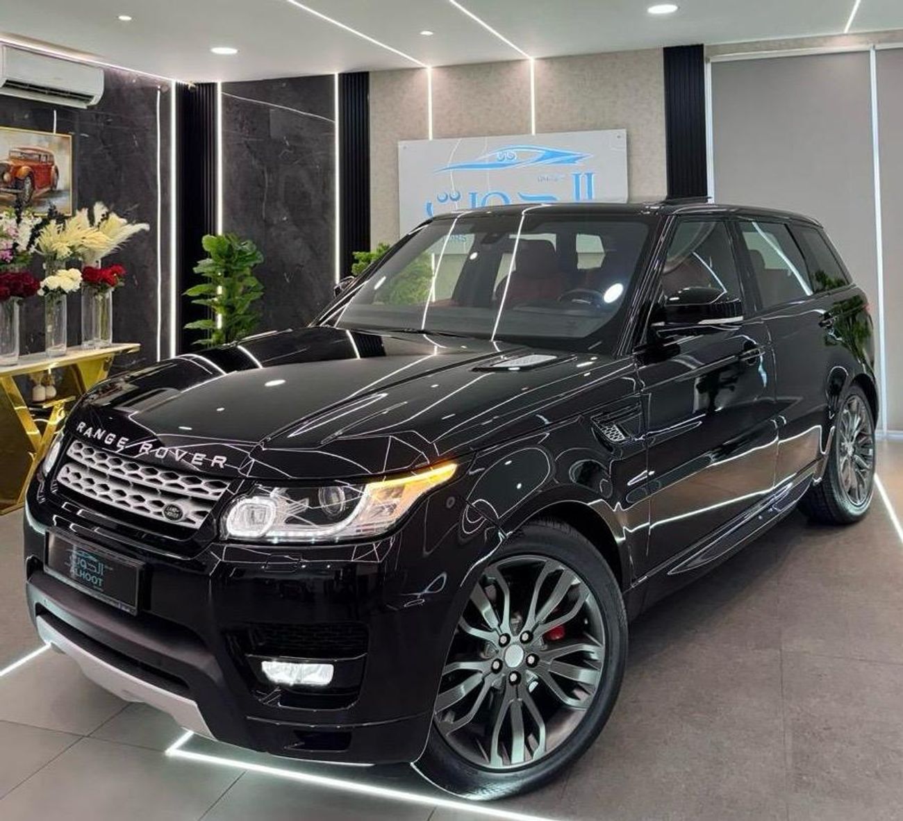 Land Rover Range Rover Sport Supercharged 5.0L RANGE ROVER SPORT || TOP RANGE || FREE ACCIDENTS || GCC || PERFECT CONDITION